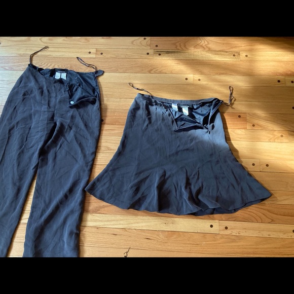 Jones NY, 3 Piece Silk Suit, Size 4 - Picture 10 of 12